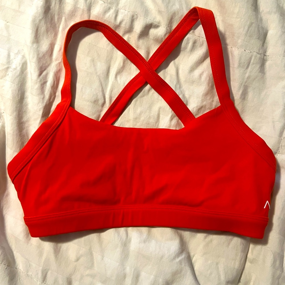 ACTA red sports bra Good condition